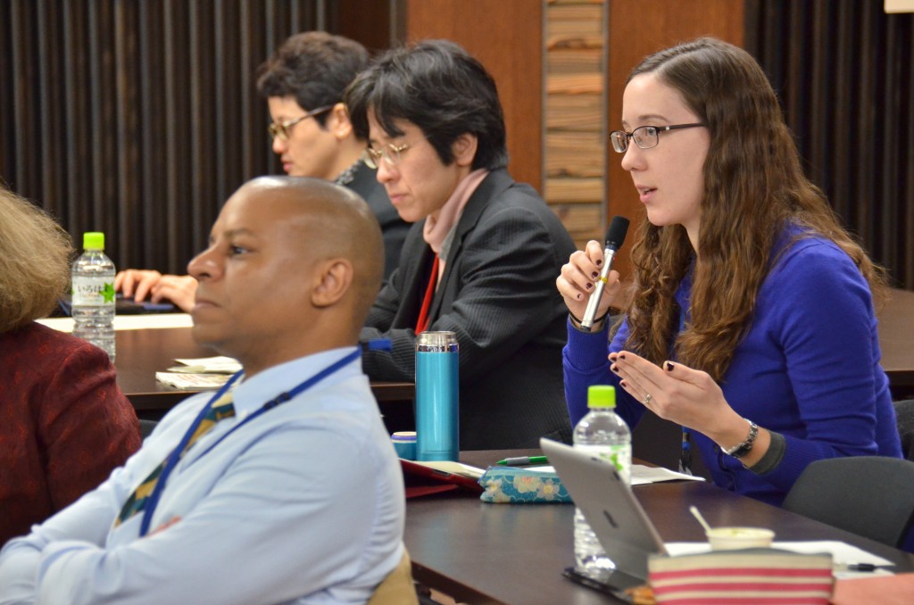 Lively discussion by graduate students and early-career researchers.